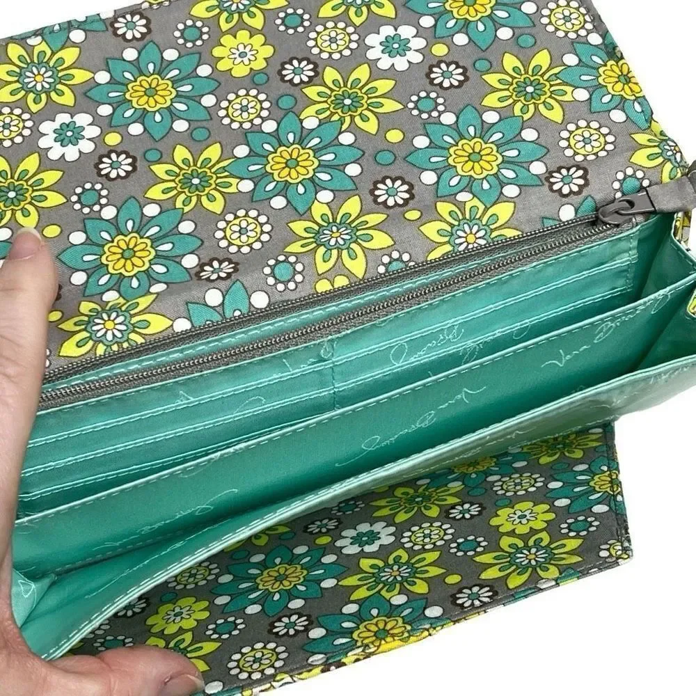Vera Bradley lemon parfait travel wallet 9” X 4”